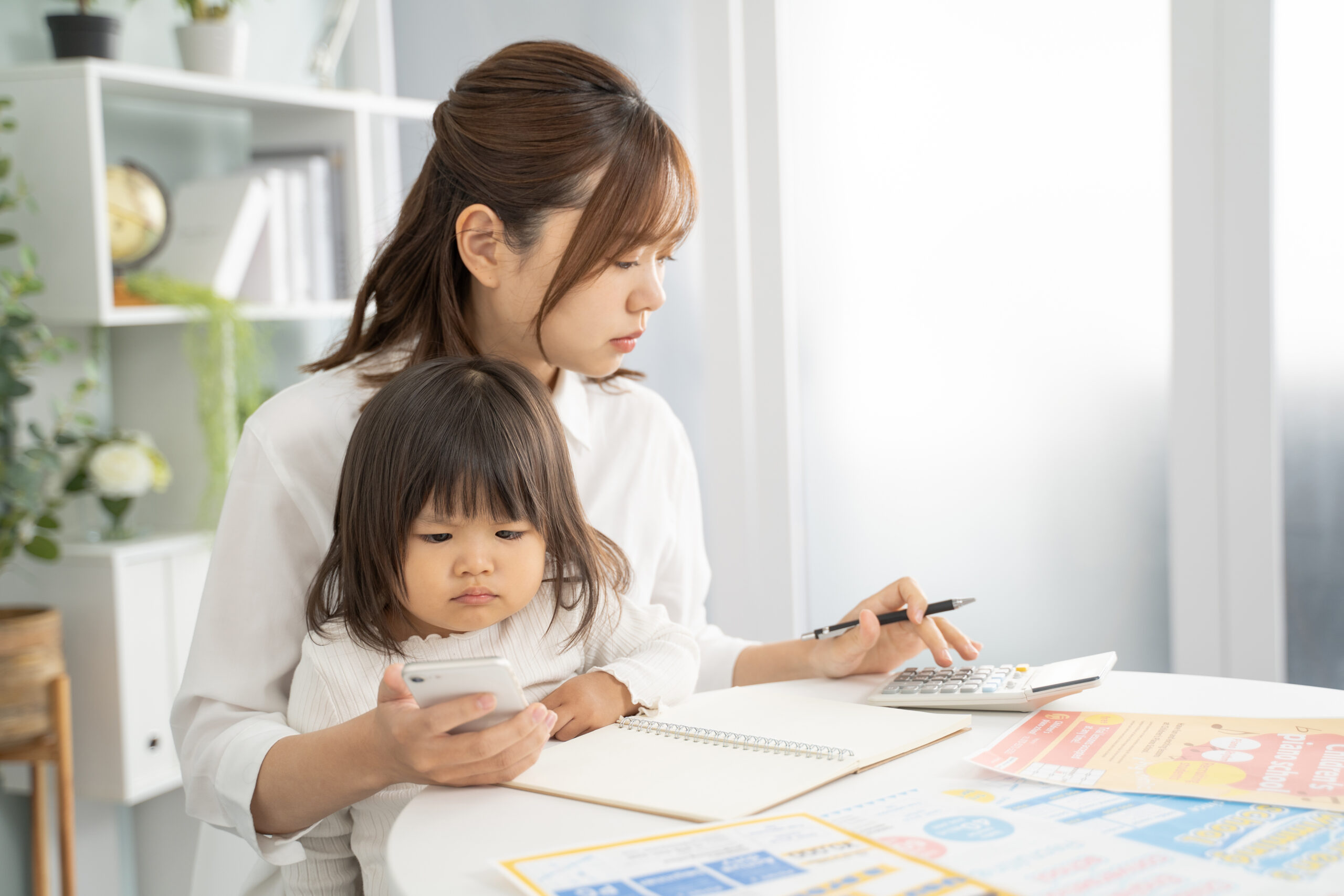 【2026年最新】幼稚園から高校まで！公立・私立の組み合わせ別・学費のリアルな平均額とFPが教える最適解